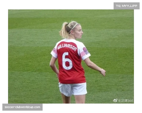 莉娅·威廉森荣获欧冠决赛MVP 中后卫价值获充分肯定