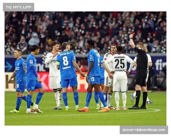 里昂进攻通过远射与二点球威胁 控球率高客场注重节奏掌控